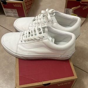 Vans all white Old Skool Size 8